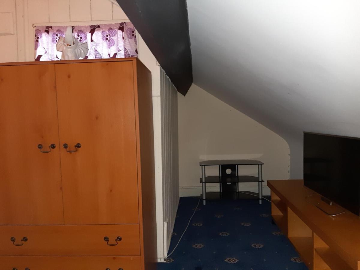 Phoenix Nights Guest House Barrow-in-Furness Exteriér fotografie