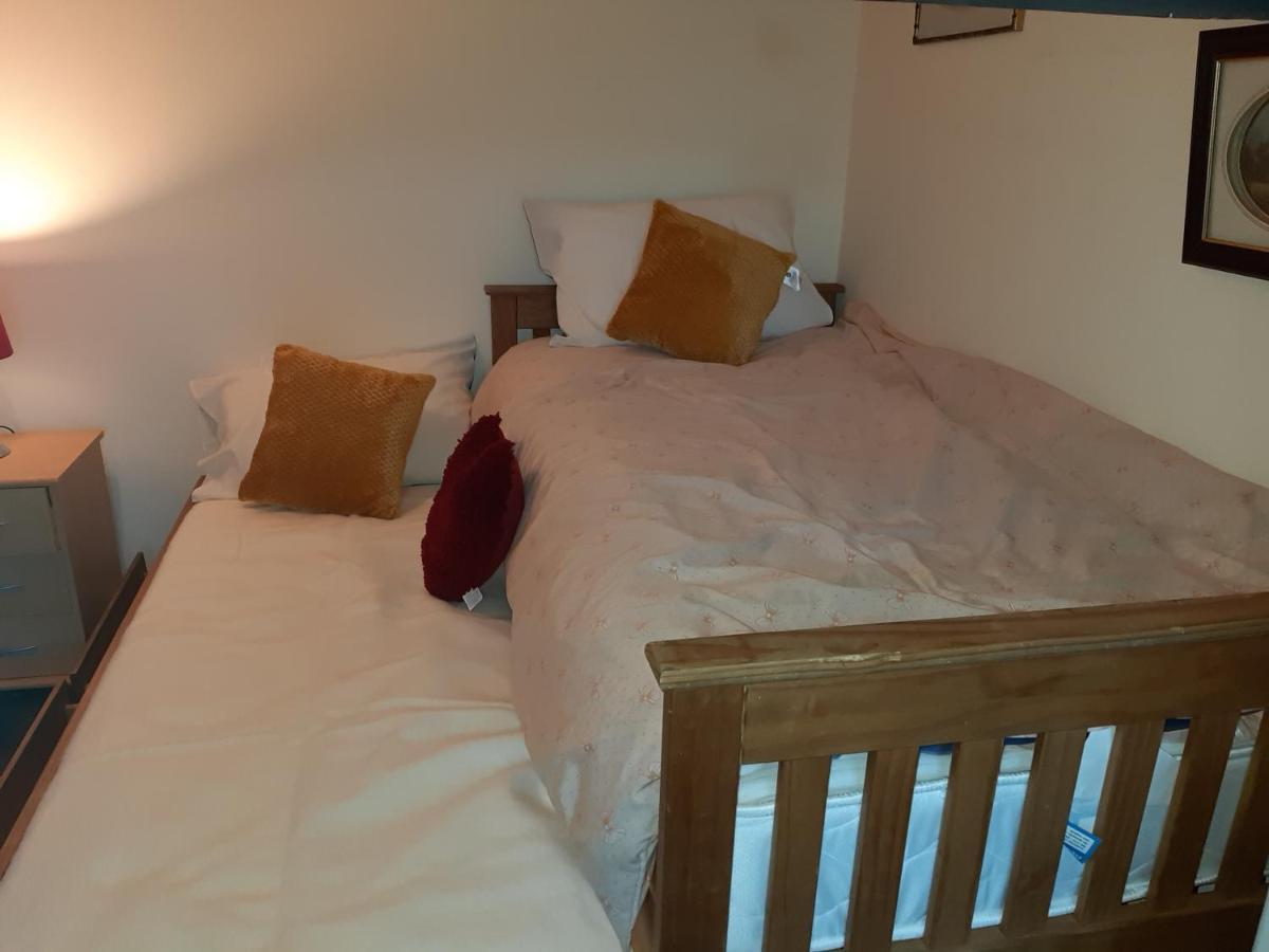 Phoenix Nights Guest House Barrow-in-Furness Exteriér fotografie
