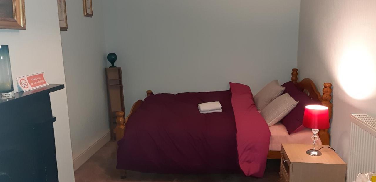 Phoenix Nights Guest House Barrow-in-Furness Exteriér fotografie