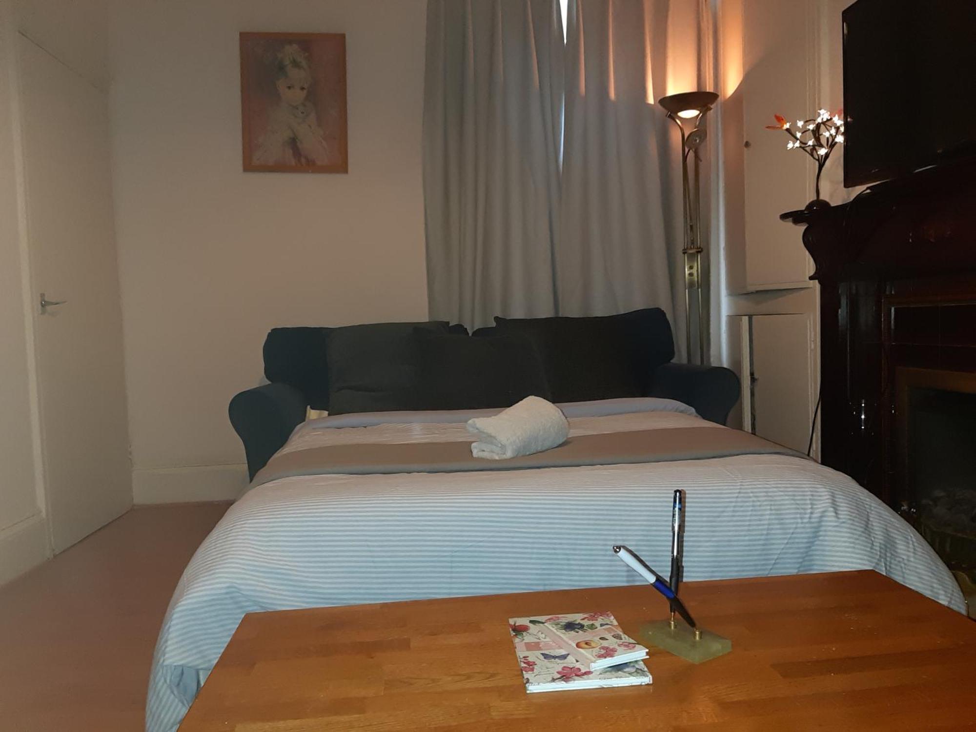 Phoenix Nights Guest House Barrow-in-Furness Exteriér fotografie